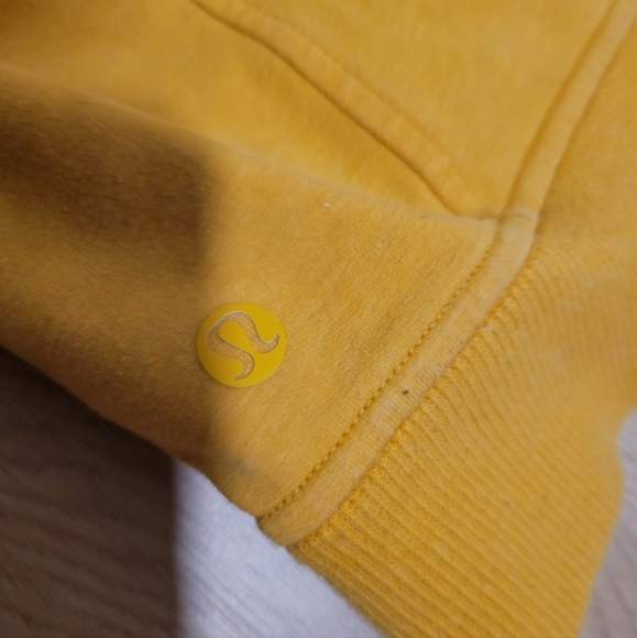 Lululemon scuba pullover - Picture 4 of 4